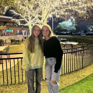 Meet your Posher, Stella